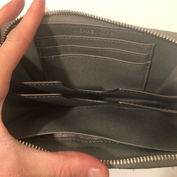 Michael kors snakeskin embossed wristlet wallet